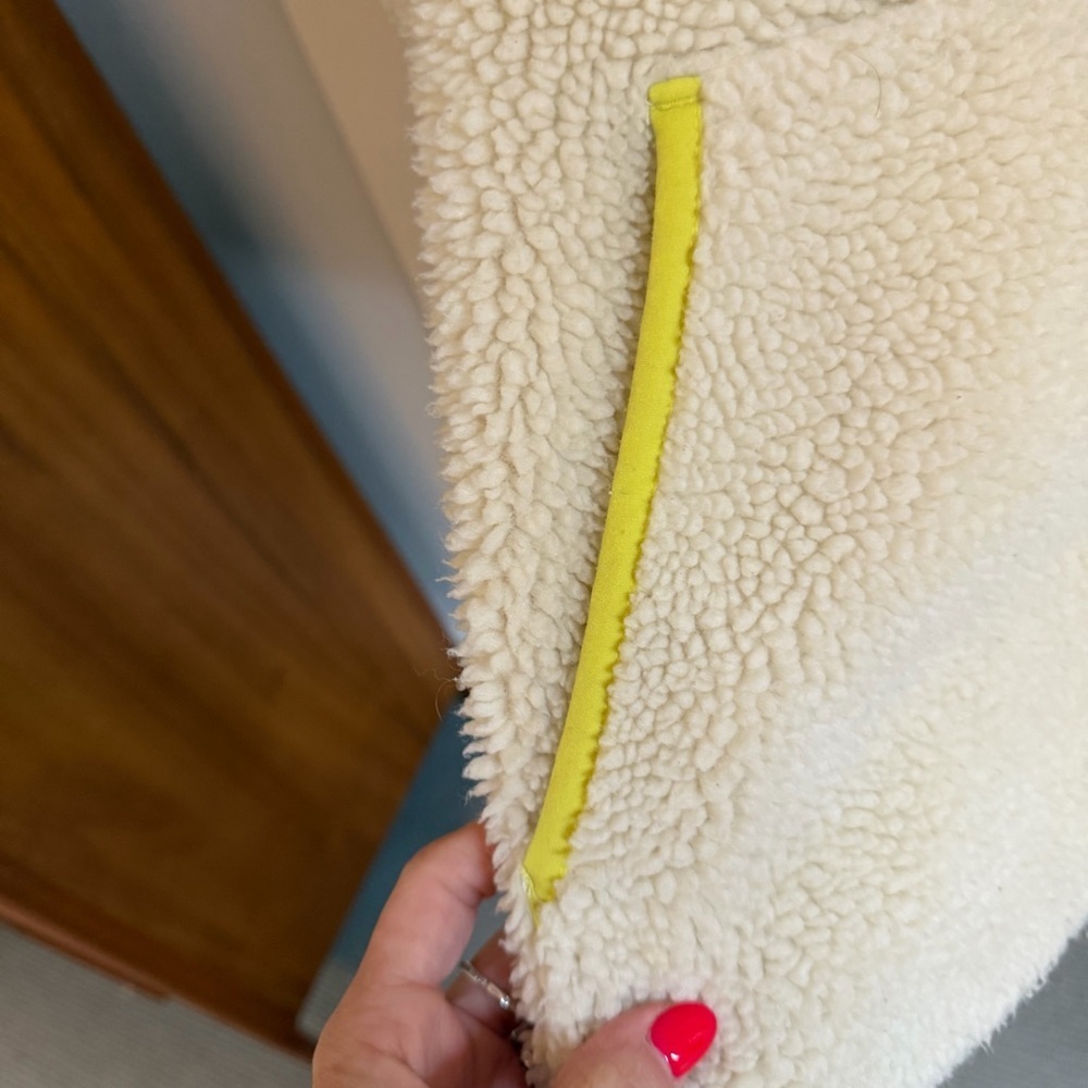 Cozy Cream Sherpa Hoodie KITH - Picture 8 of 8